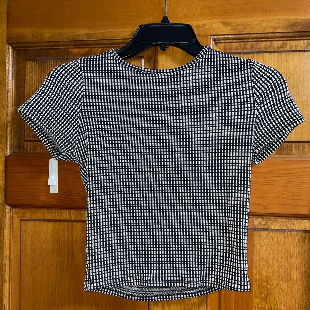 Black and white checkered top